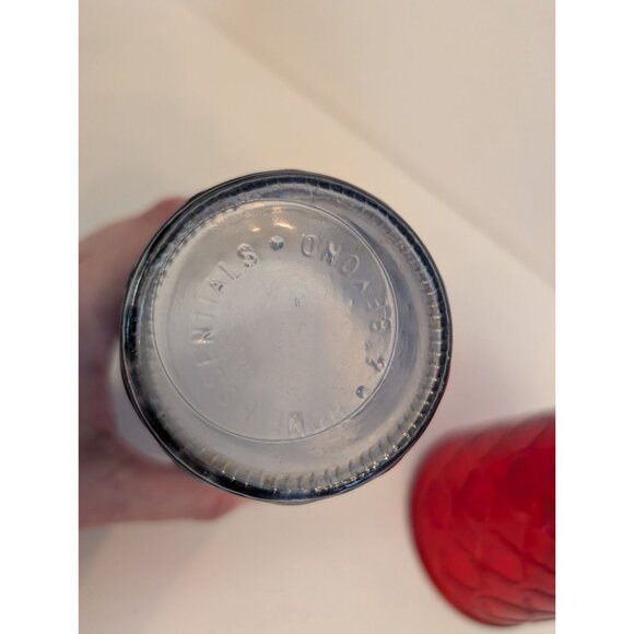 Set Of 2 Vintage Blue & Red Embossed Pattern Drinking Glasses 16 Oz Each - Picture 8 of 9